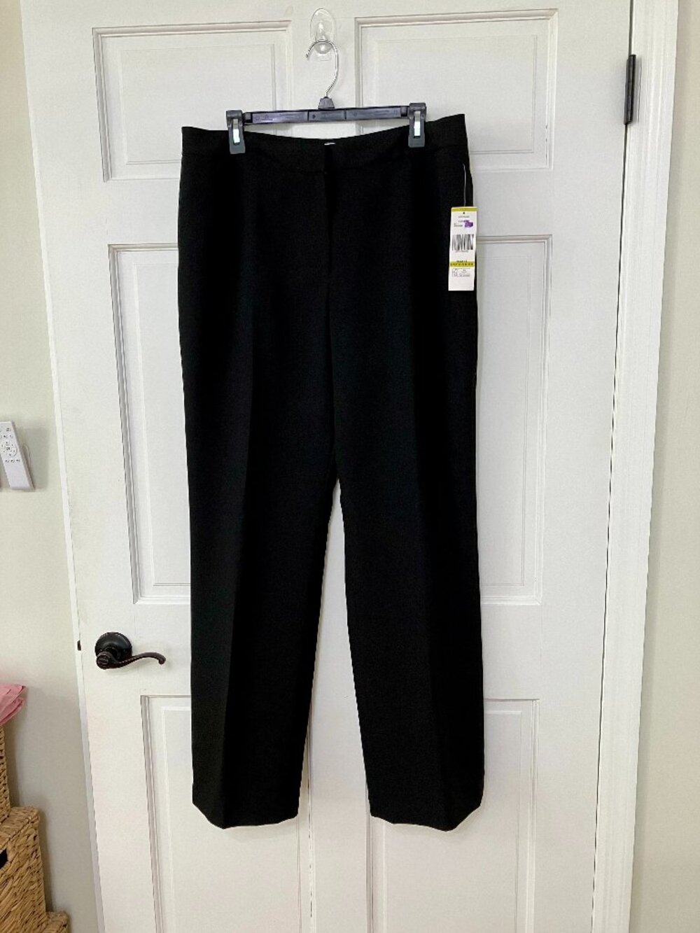 NWT Le Suit Pants Size 14